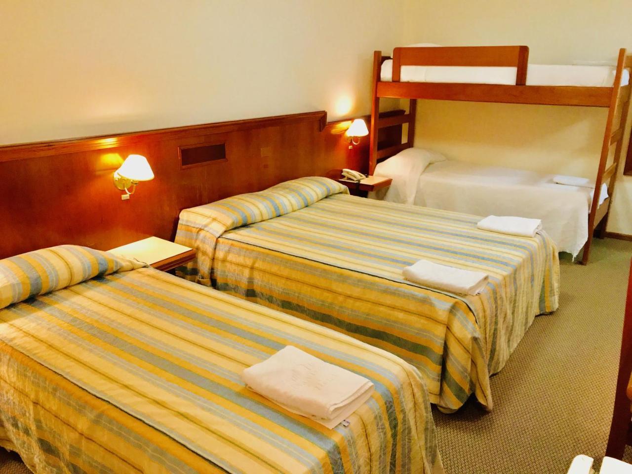 Hotel San Isidro São Gabriel Екстериор снимка